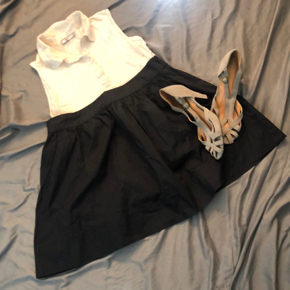 Black skirt